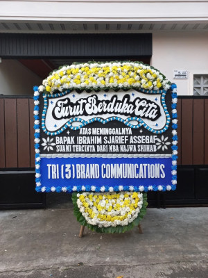 Papan Bunga Duka di Tanimbar Selatan